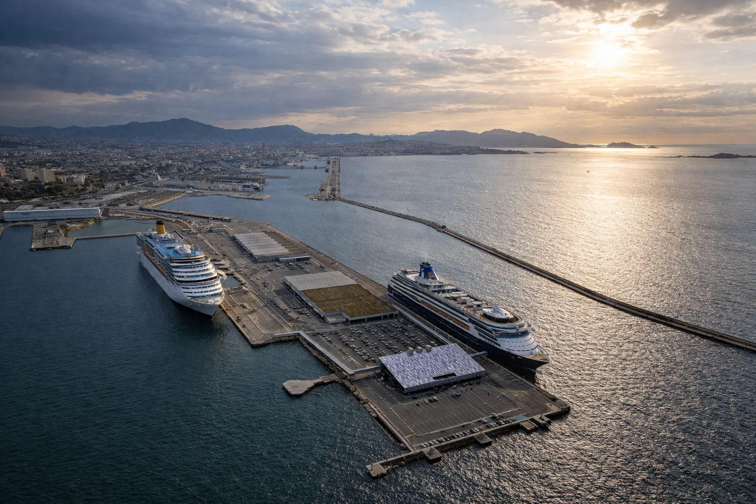 Port wycieczkowy w Marsylii – terminal statków rejsowych Marseille Provence Cruise Terminal
